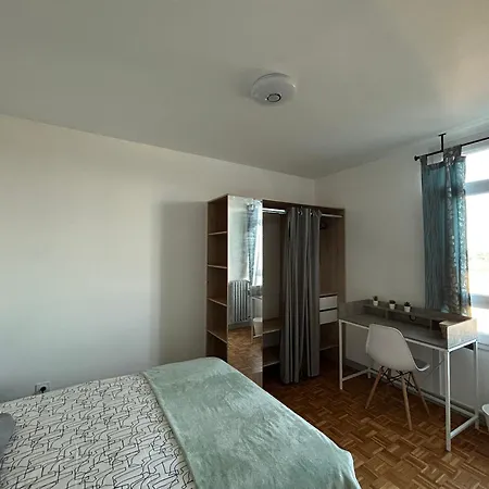 Les Balcons De La Cartoucherie